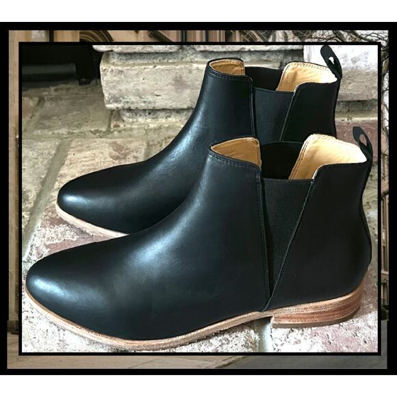 Nisolo Eva Everyday Chelsea Black Boot and Drawstring Storage Bag Size 9 - Picture 3 of 7